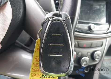 2019 Chevrolet Trax Lt z USA, uszkodzony, nr VIN KL7CJLSB3KB906870